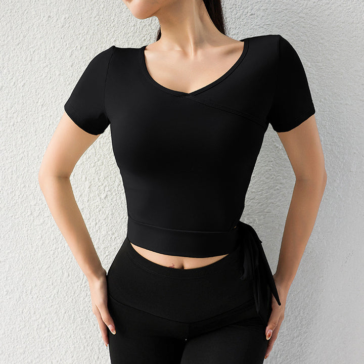 Dame Sport Crop-Top med elegant knude-design og tætsiddende pasform Stilla