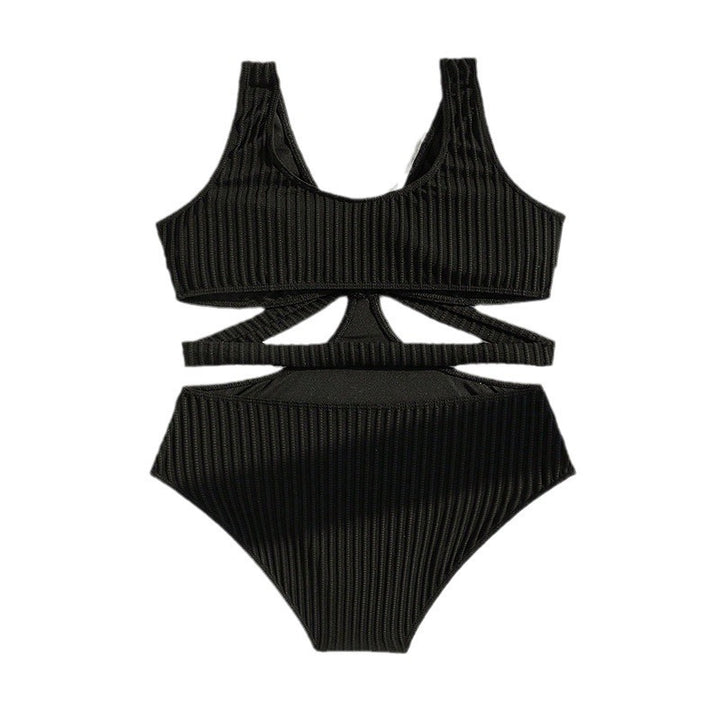 Dame heldragt badedragt med kreativt cut-out-design og trendy ribmønster Skovae