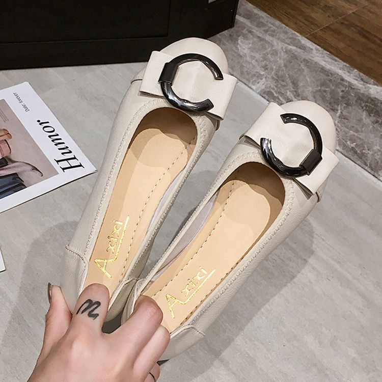 Dame Ballerinas med moderigtigt dekorativt detaljer og komfortabel Soft-Sål Stilla
