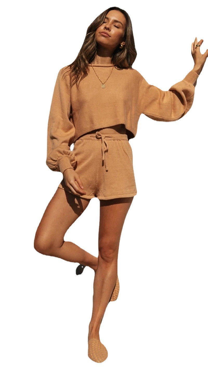 Dame Løst Crop-Top og Shorts Sæt med volumniøse Ærmer Stilla