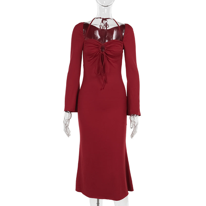 Dame Midi-kjole med elegant flæsedesign og lange ærmer Skovae