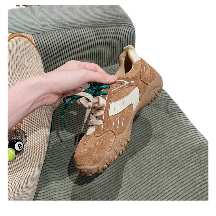 Dame Sporty Sneakers lavet af kvalitetsnubuck med skridsikker sål og åndbar polstring Stilla