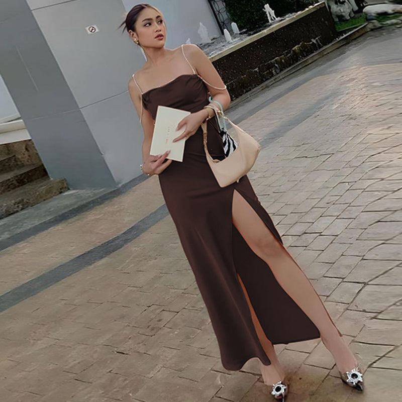 Dame Elegant maxikjole med forførende slids og off-shoulder design Skovae