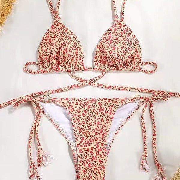 Dame Triangel-Cut Bikini-Sæt med Strop-Detaljer Stilla