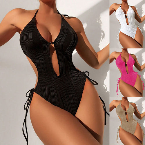 Dame one-piece badedragt med raffineret cut-out og elegante snørredetaljer Skovae