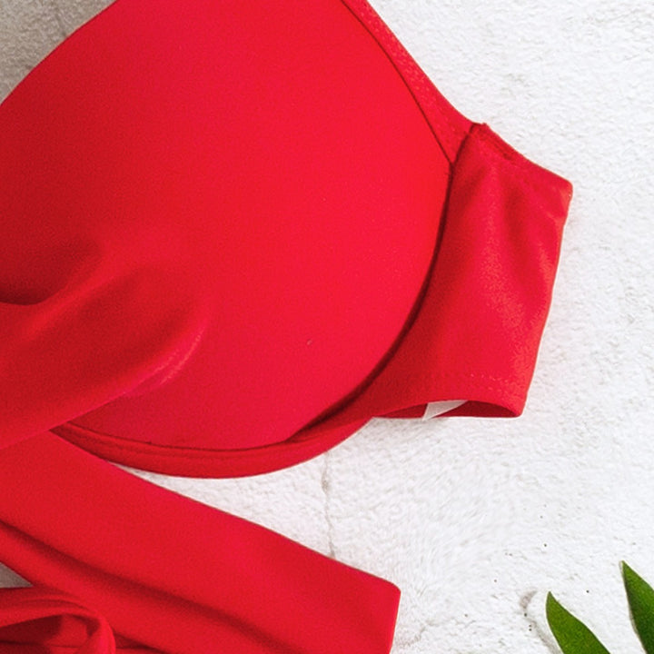 Dame bikini top med legende knude og elegant design Skovae