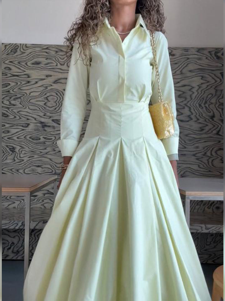Dame Maxi-kjole med lagdelt design og elegante knapdetaljer Stilla