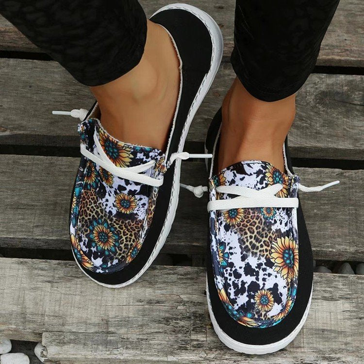 Dame sneakers i stilfuldt etno-design med behagelig sål og fleksibel pasform Stilla