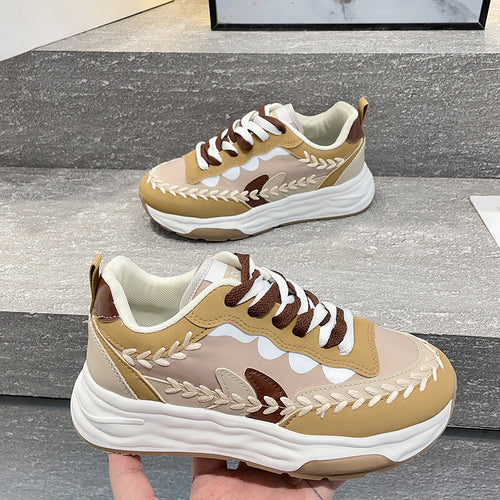 Damer Sporty Sneakers med unikt design og avanceret dæmpningssystem Stilla