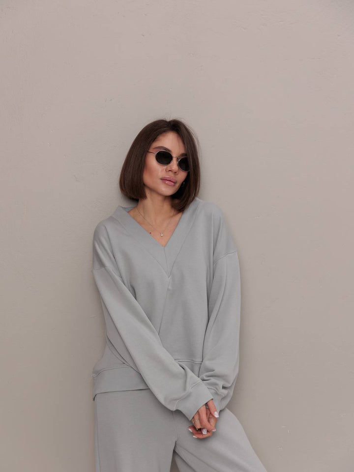 Kvinders sporty oversized sweatshirt med V-hals og lange ærmer Skovae
