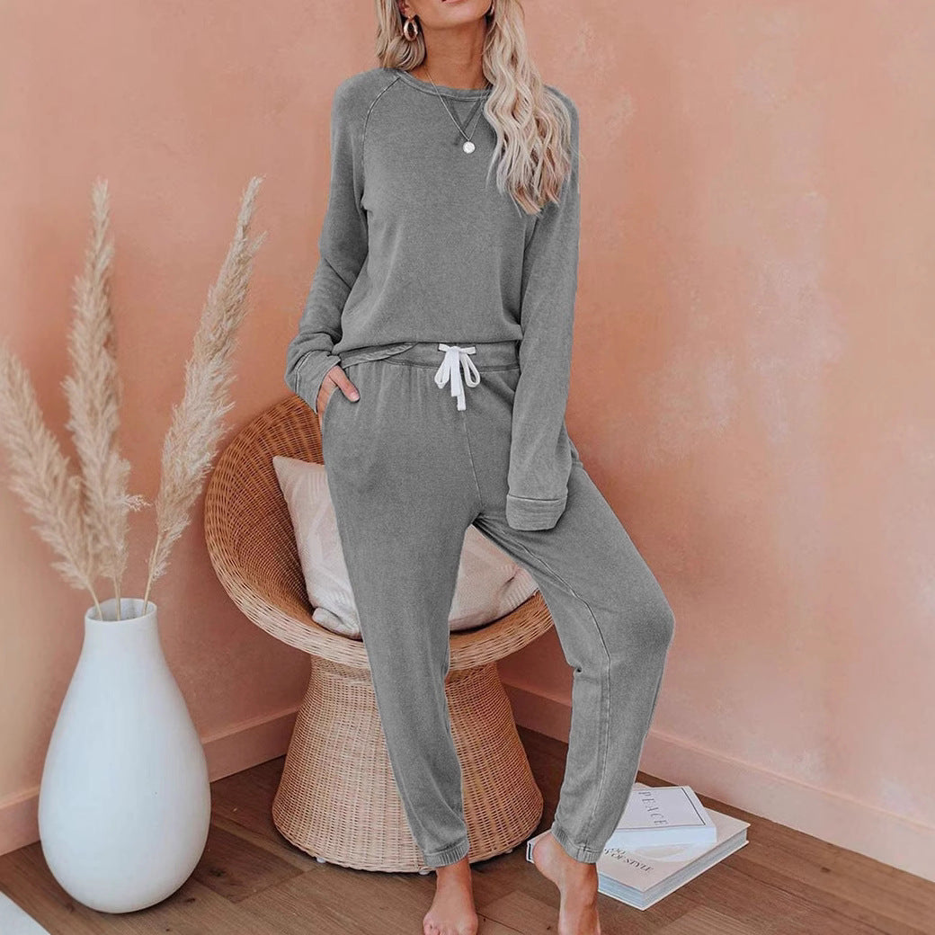 Kvindernes komfortable lounge sæt med stilfuld oversized sweater og afslappende bukser Stilla