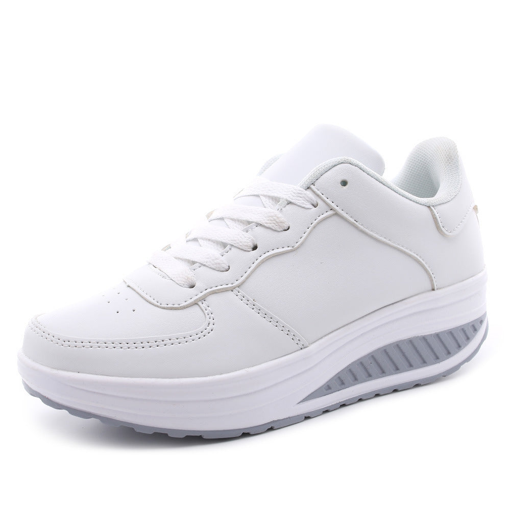 Dame nan støttende komfort sneakers med kileformet dæmpningssål og perforeret forreste kappe Skovae