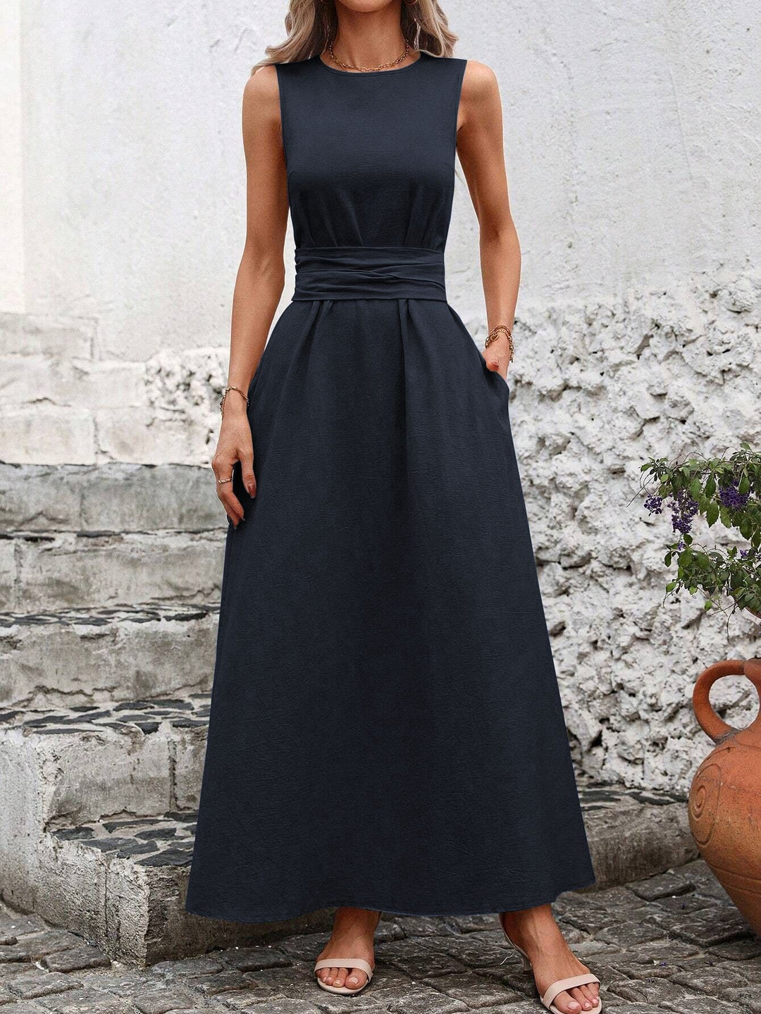 Dame Maxikjole med elegant taljebind Stilla