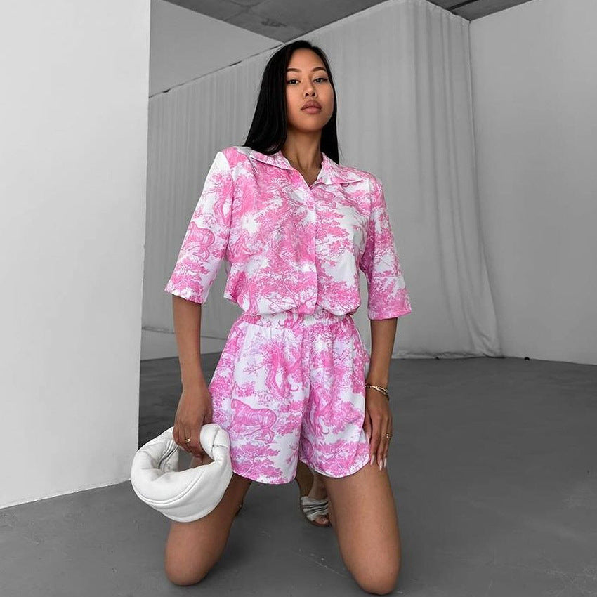 Dame pyjamasæt med elegante blomster mønstre og komfortabel pasform Stilla