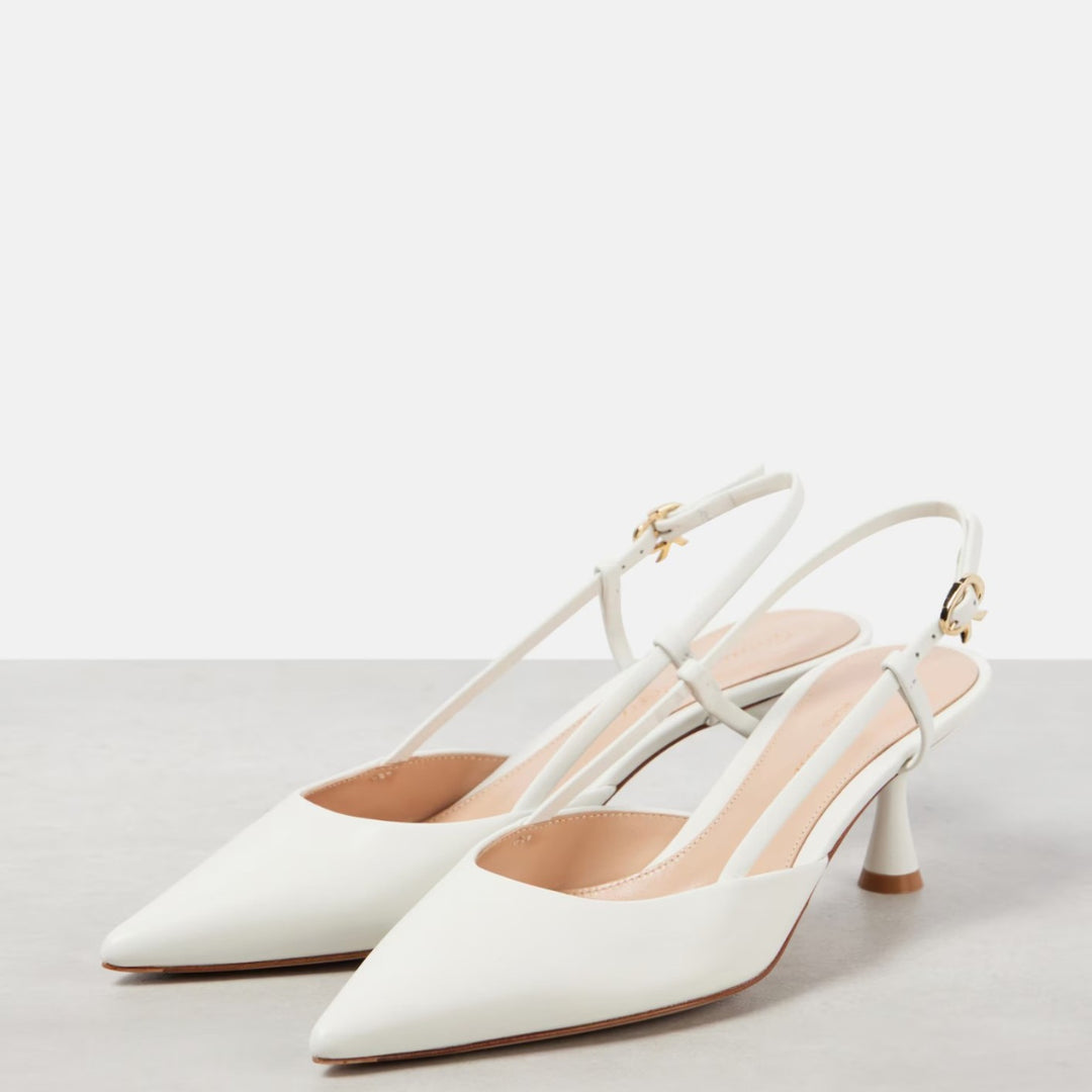 Femme Spids-Tå Slingback Hæle med elegant Rem-Design Stilla