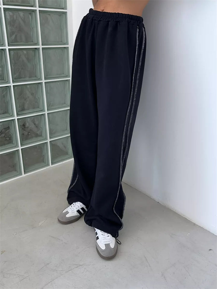 Kvinders afslappede joggingbukser med bredt skåret ben og elastisk talje Skovae