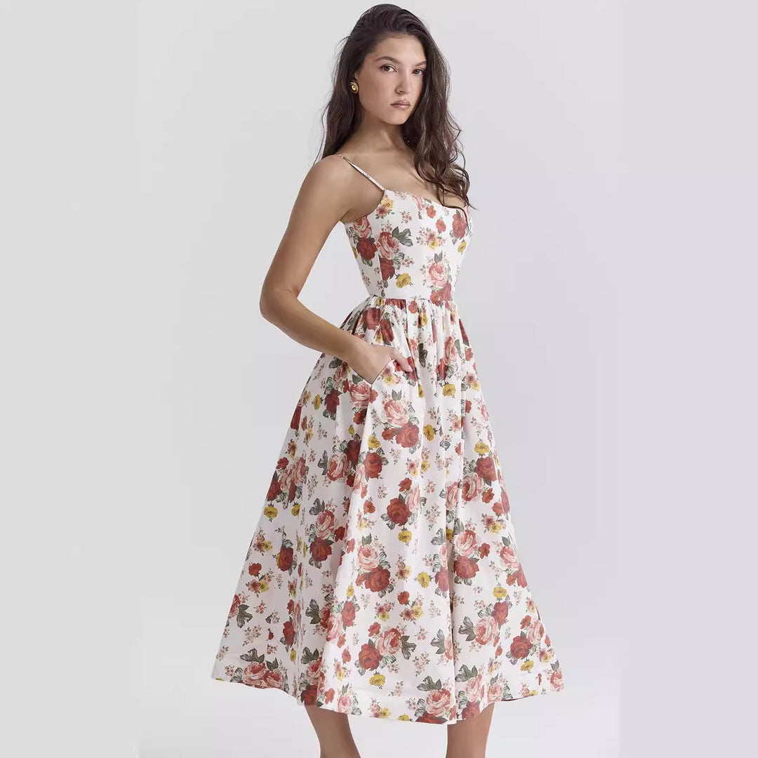 Dame maxi kjole med blomsterprint og elegant, flydende silhuet Stilla