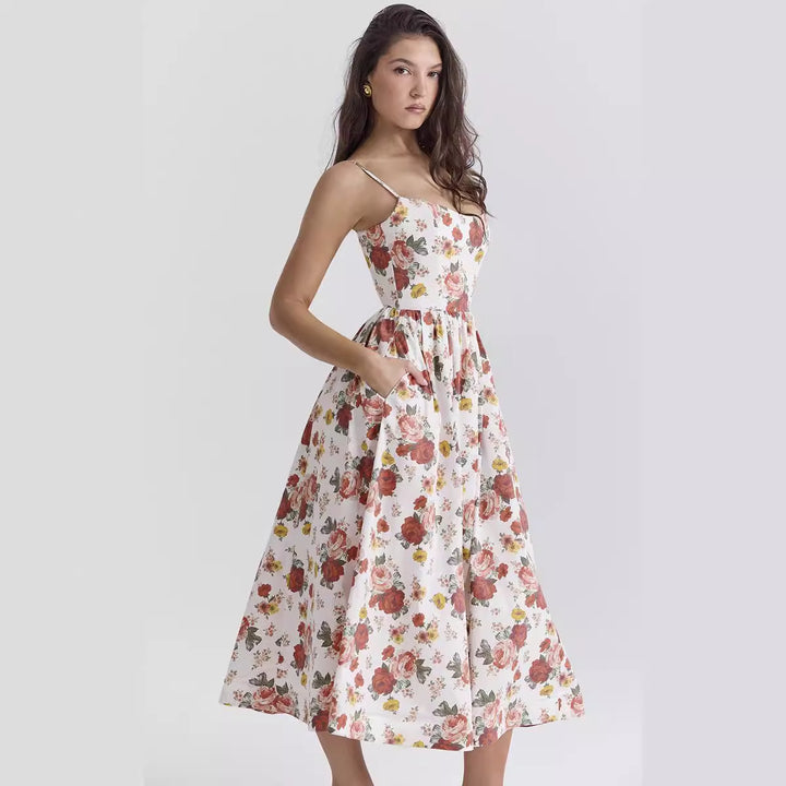 Dame maxi kjole med blomsterprint og elegant, flydende silhuet Stilla