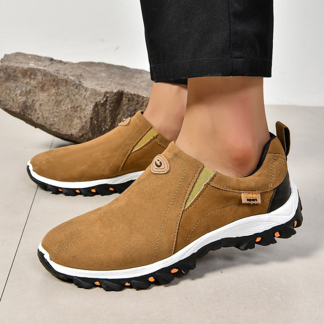 Dame Behagelige Slip-On Fritidssko med skridsikre såler og bløde overflade materialer Stilla