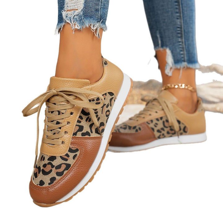 Dame sneakers med leopardmønster og åndbar sål Stilla