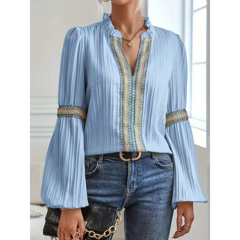 Kvinders elegante plisserede bluse med flæse detaljer Stilla