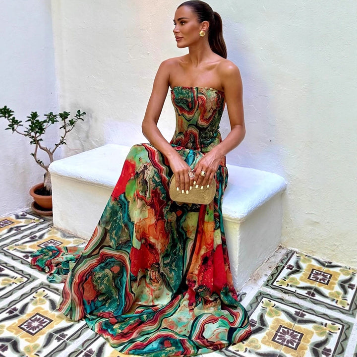 Dame Maxikjole med raffineret strapless design og farverigt marmorprint Stilla