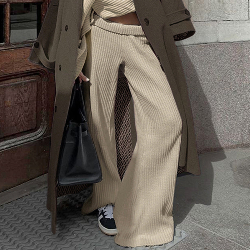 Dame elegante Flared-Leggings lavet af elastisk strikstof Skovae