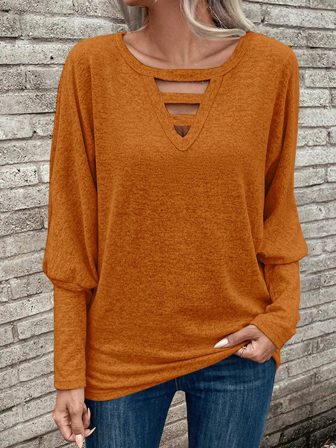 Dame afslappet sweater med dekorativ V-udskæring og cut-out-detaljer Stilla