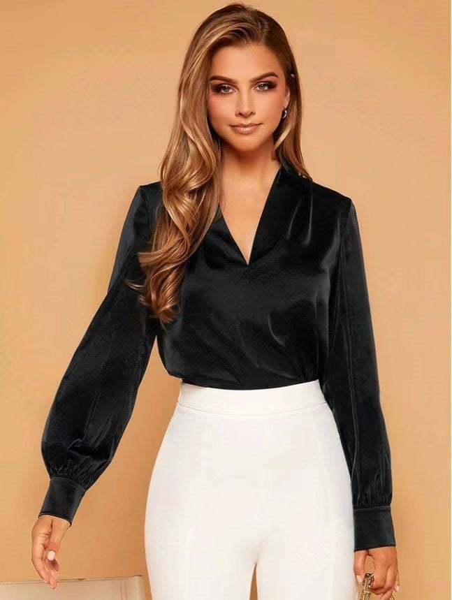 Dame Satin Bluse med V-udskæring og elegante pufærmer Stilla
