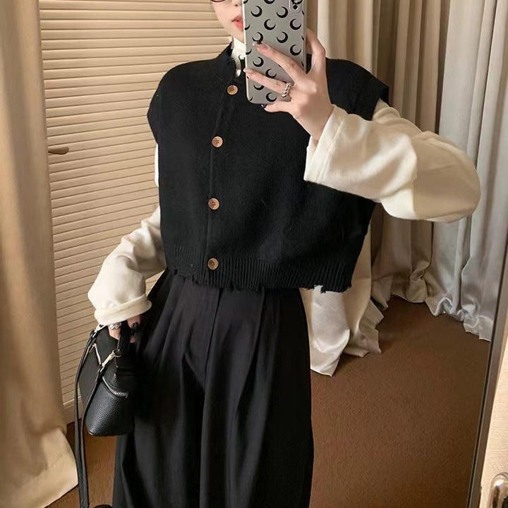 Kvinder cropped cardigan med splitkant og detaljer med træknapper Stilla