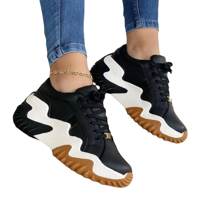 Dame Sporty Sneakers med innovativt bølgemønster og åndbart overmateriale kombination Stilla