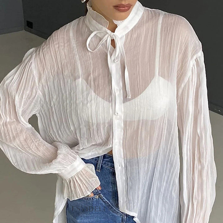 Dame gennemsigtig bluse med elegant ståkrave og legende bindebånd Stilla