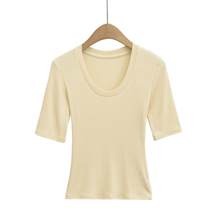 Dame Kortærmet T-shirt med dyb rundhalsudskæring og elastisk rib-materiale Stilla