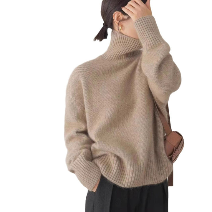 Dame designer turtleneck sweater lavet af høj kvalitet uld Stilla