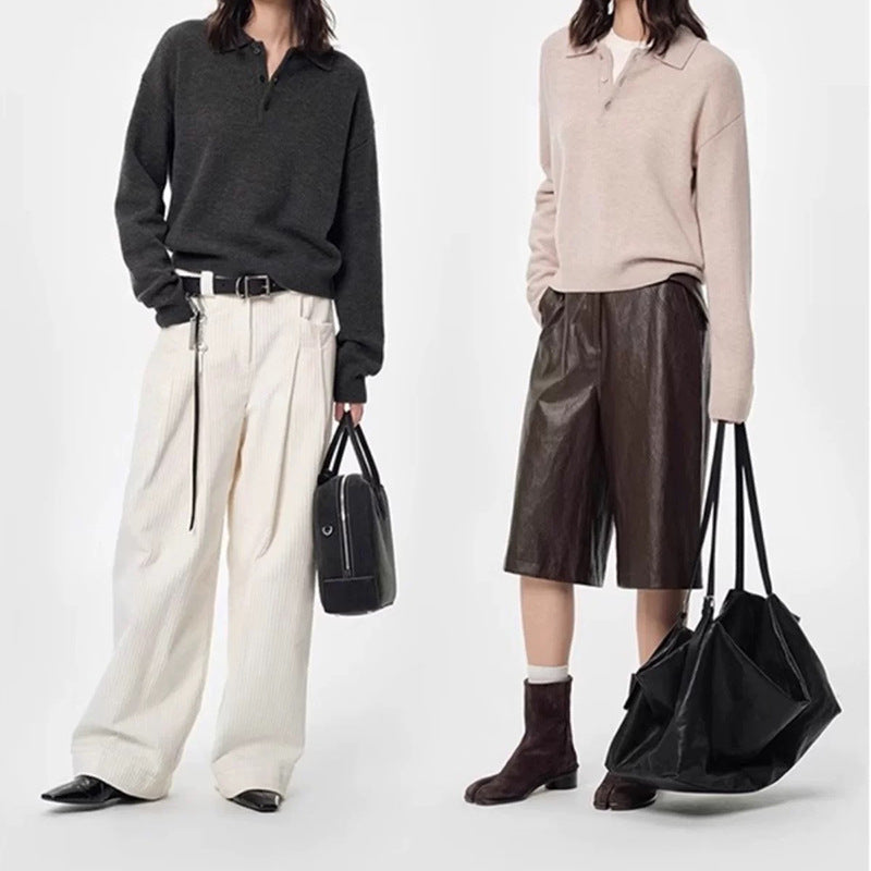 Dame elegant pullover med klassisk polo krave og fine knapdetaljer Stilla