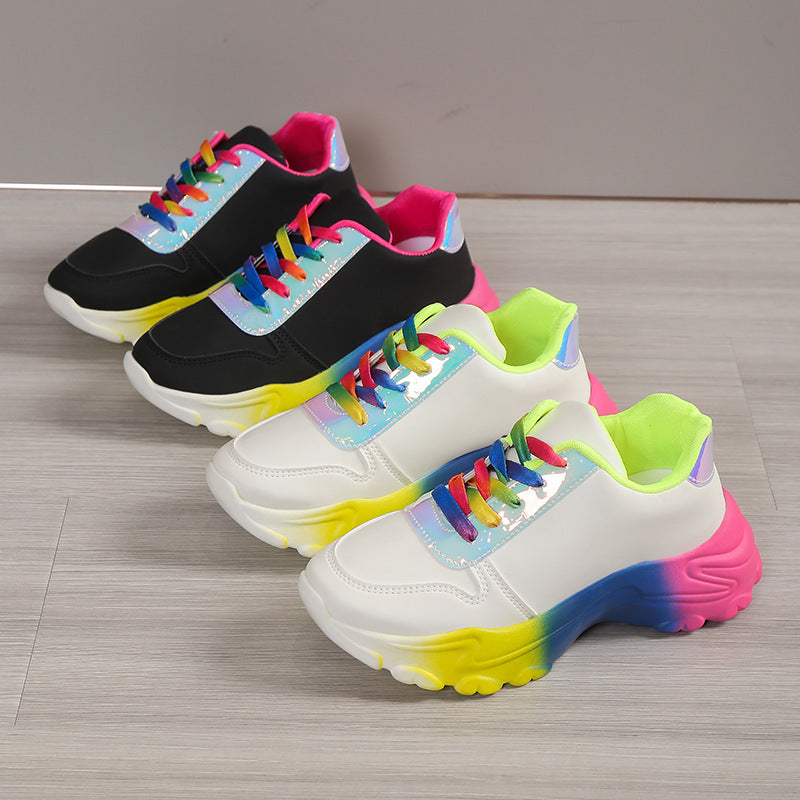 Dame Sporty Sneakers med farverige snørebånd og farvegradient Stilla