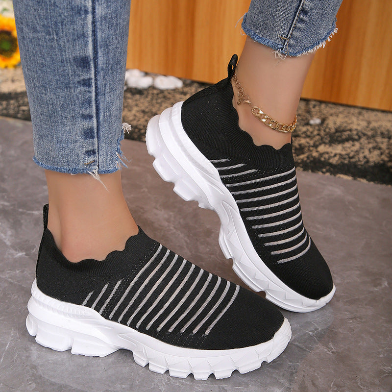 Dame sporty Slip-On sneakers med elastisk strikoverdel og skridsikker sål Stilla