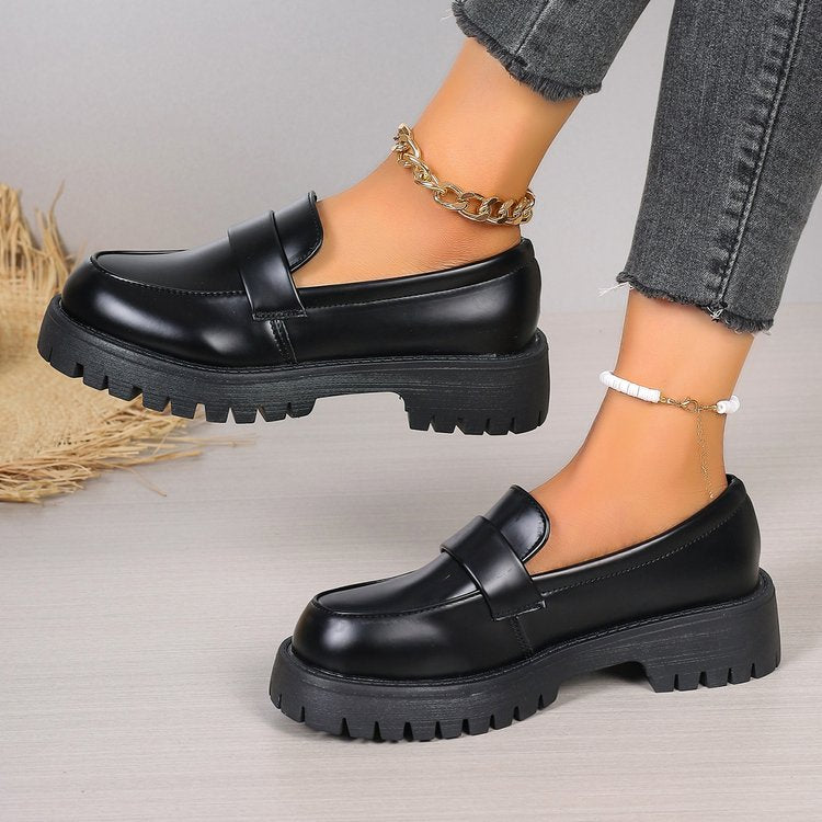 Dame Chunky Loafers med skridsikker profileret sål og elegant lukning Stilla