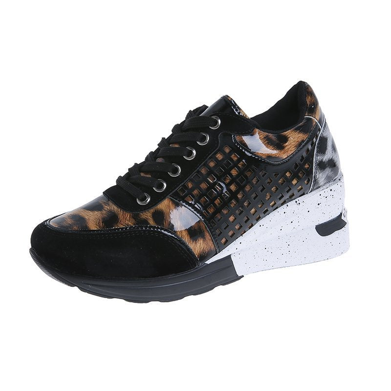 Damer Sneakers med moderne netdesign og glitrende accenter Stilla