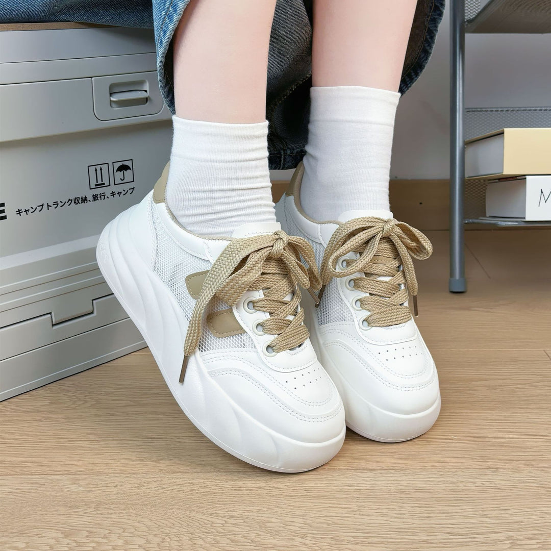 Dame Komfortable Plateau-Sneakers med åndbart mesh-overflade og slidstærkt sålprofil Stilla