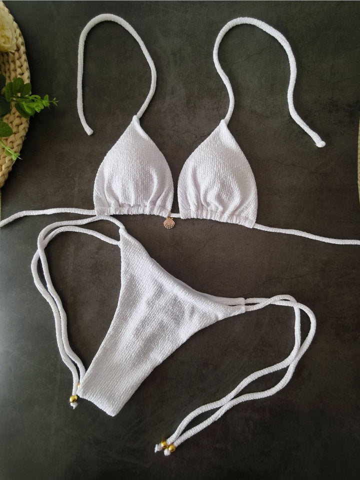 Dame triangel-bikini med raffinerede detaljer Skovae