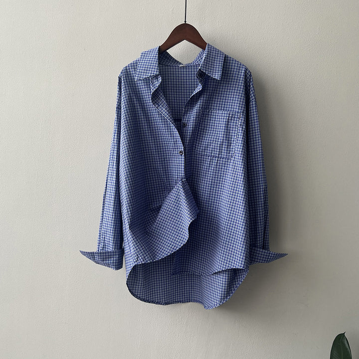 Dame afslappet ternet bluse med asymmetrisk kant og praktisk brystlomme Stilla