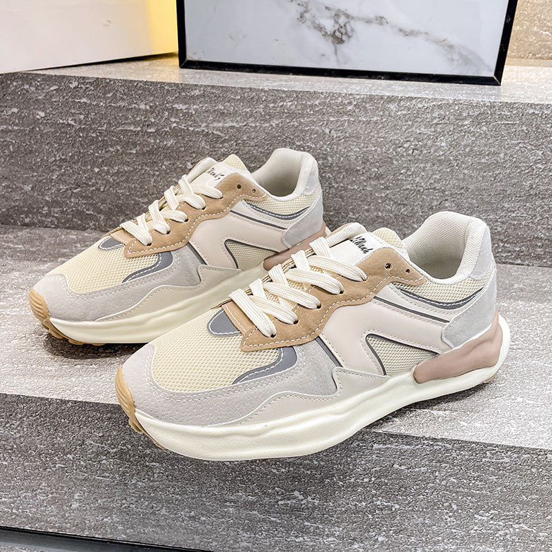 Dame Sneakers i sportsligt-elegant design med åndbare materialer og komfortabel dæmpning Stilla
