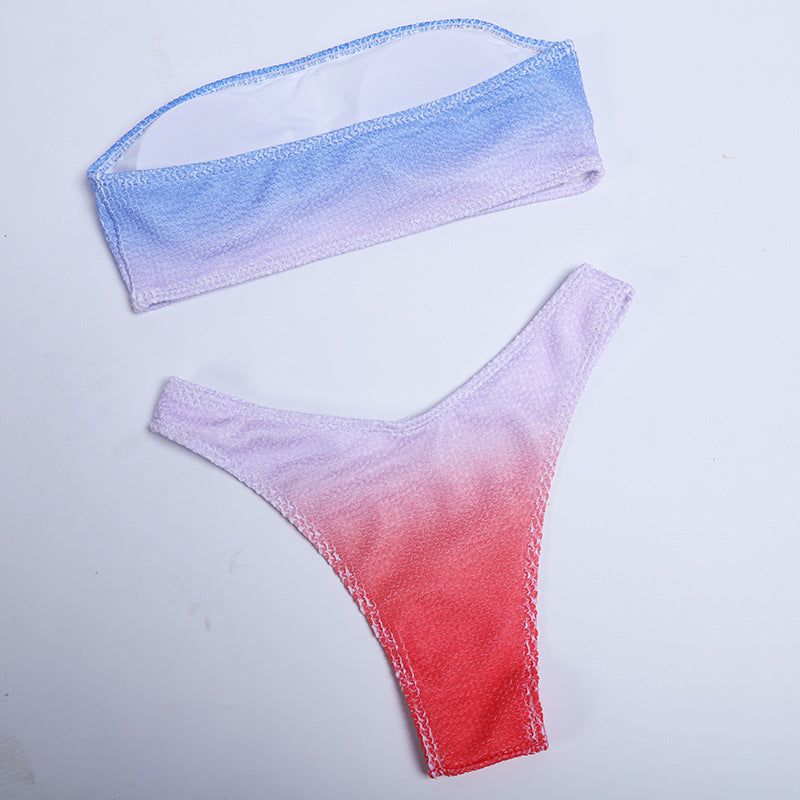 Dame Bandeau-bikini-sæt med moderne farvegradientdesign og fin struktur Stilla