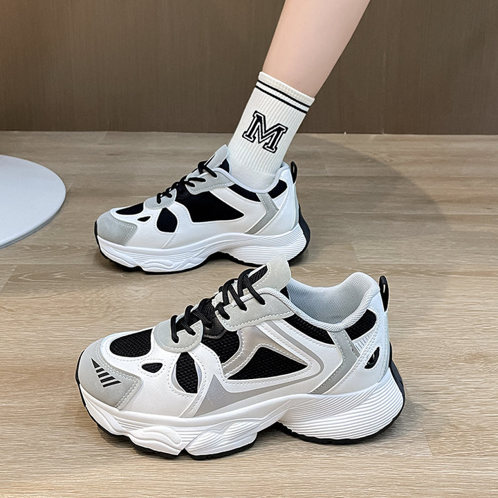 Damer sporty sneakers med åndbart mesh-overmateriale og dæmpende ydersål Stilla
