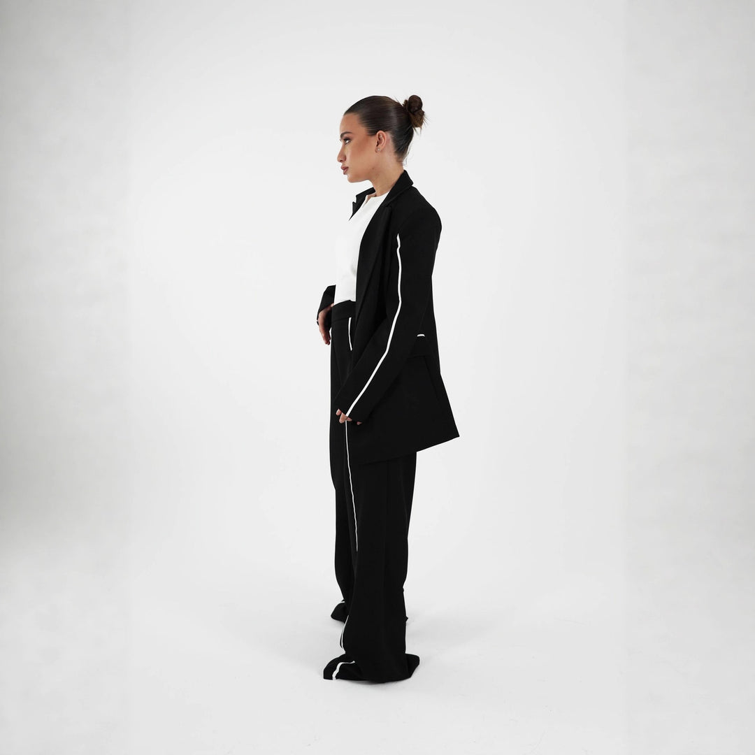 Kvinders elegante blazer sæt med fashionable kontrastdetaljer Skovae