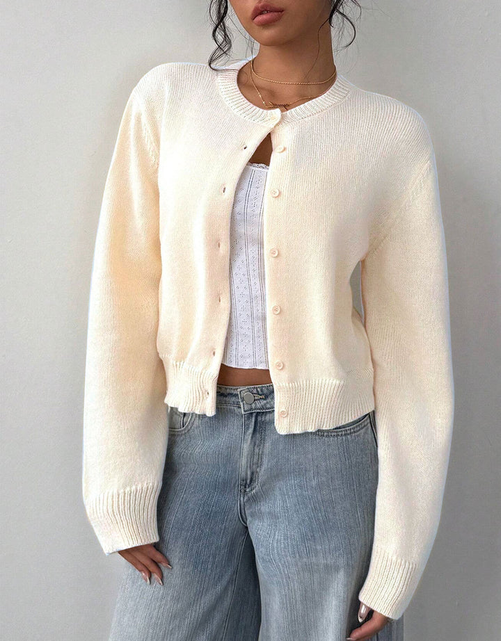 Kvinders cardigan med fin ribbet tekstur og knapdesign Stilla