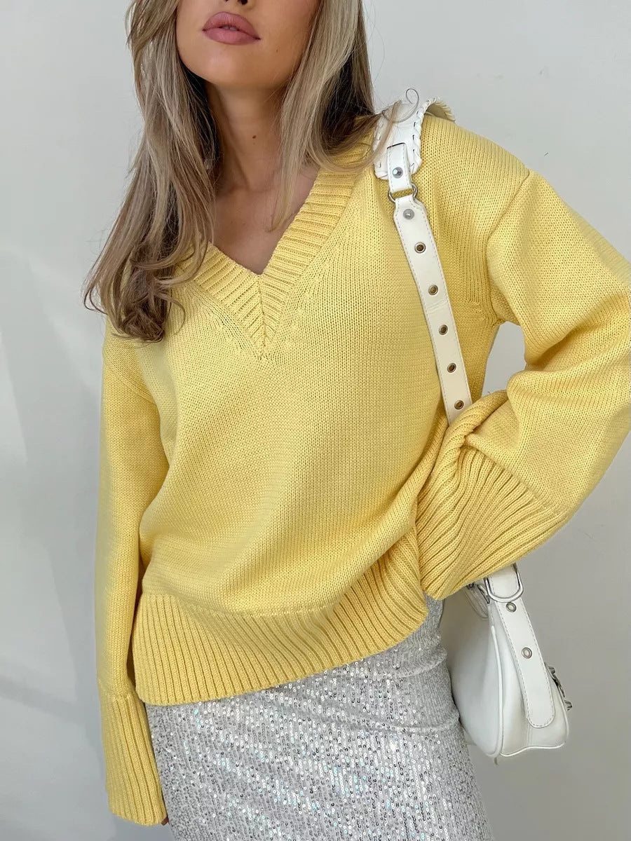 Kvinder luksuriøs V-hals sweater lavet af blødt bomuld Skovae