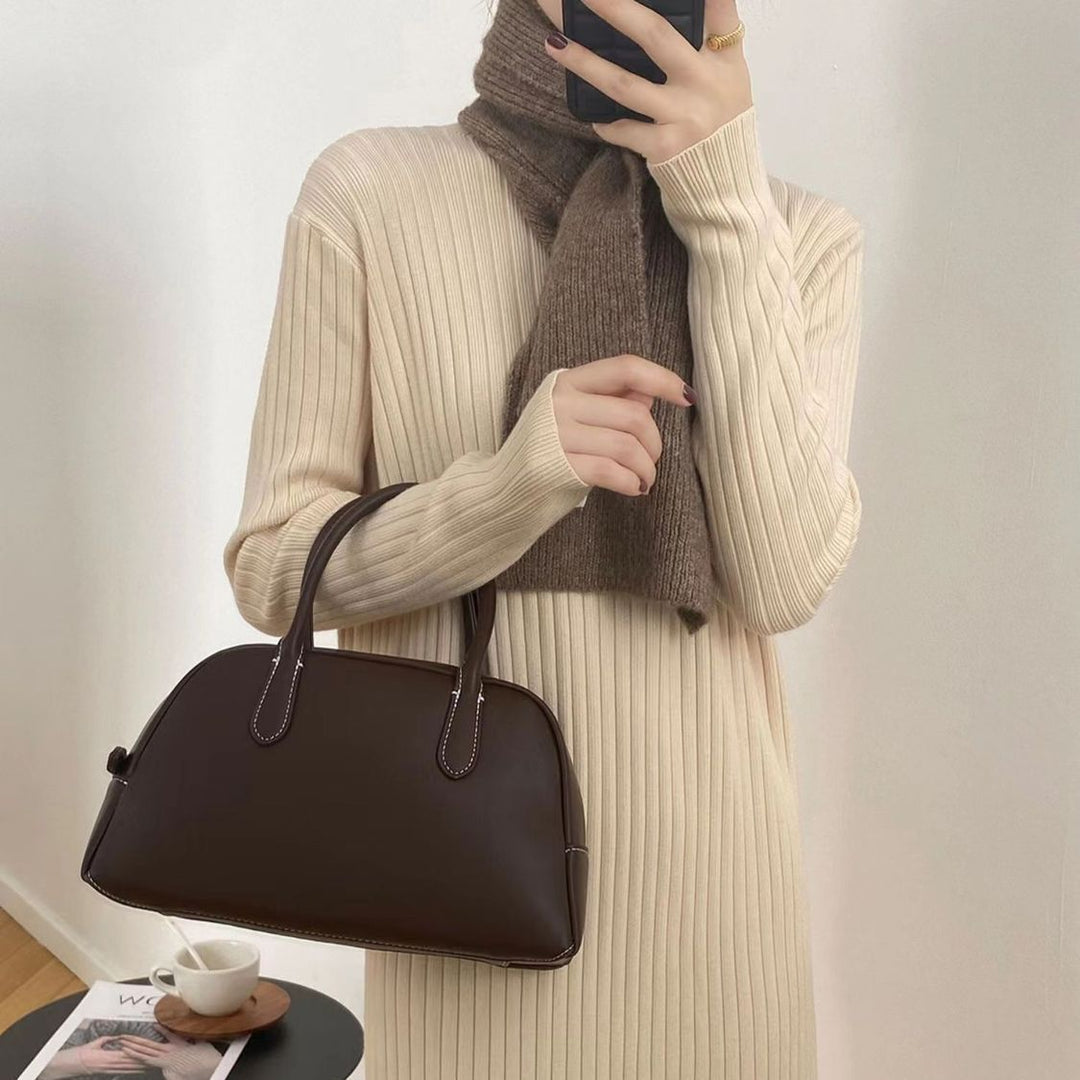 Femme Ribbet Midi Pulloverdress Stilla