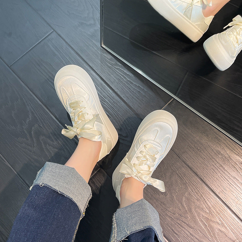 Dame modische Satin Sneakers Stilla